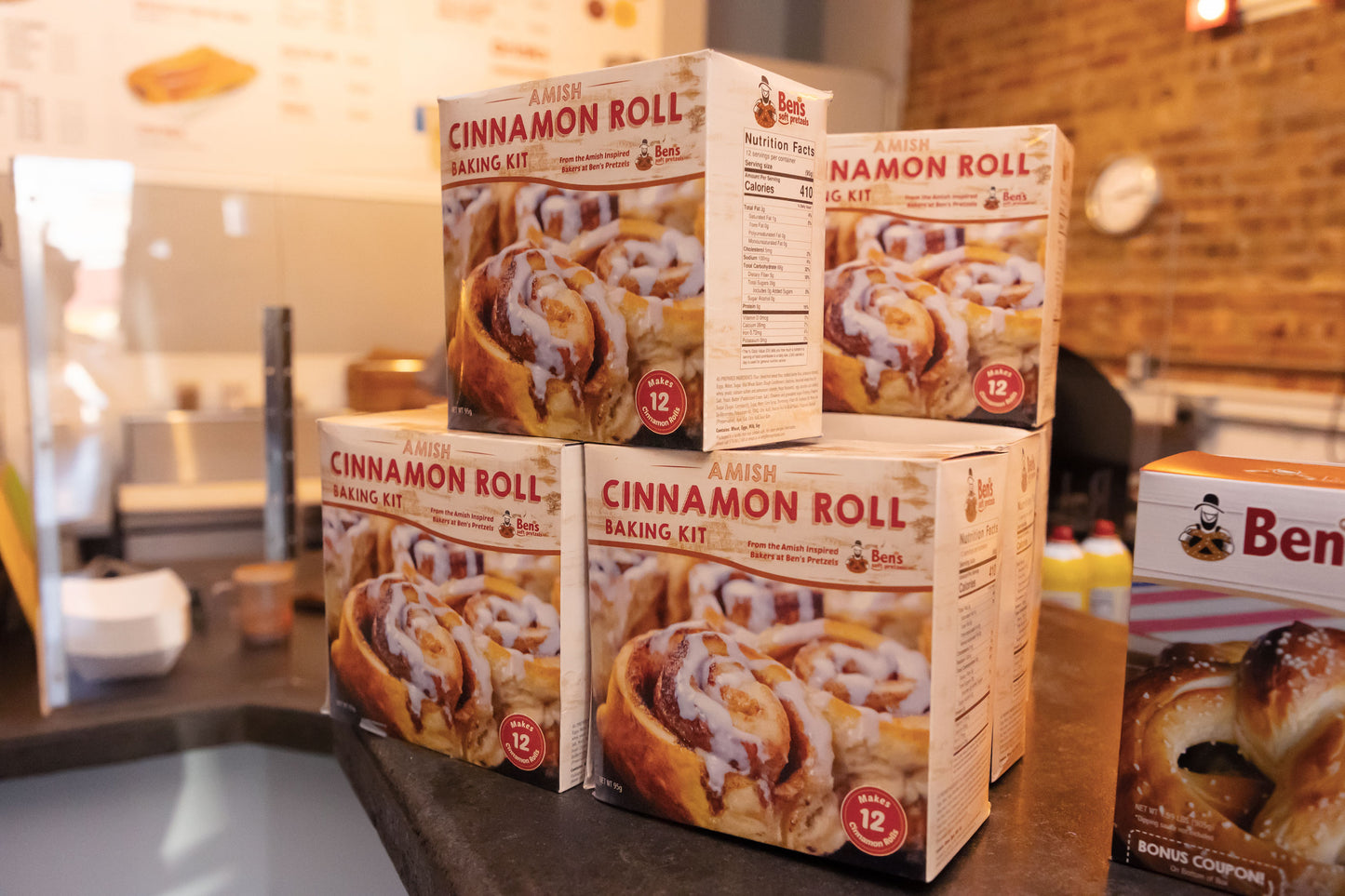 Amish Cinnamon Roll Baking Kit