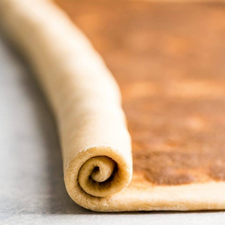 Amish Cinnamon Roll Baking Kit